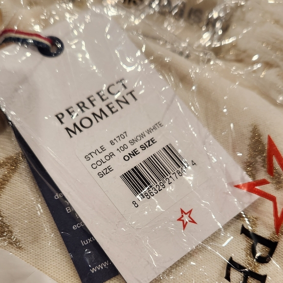 PERFECT MOMENT ⭐️ Floro Beanie - Bloomingdale's Exclusive- RARE FIND - Picture 6 of 7